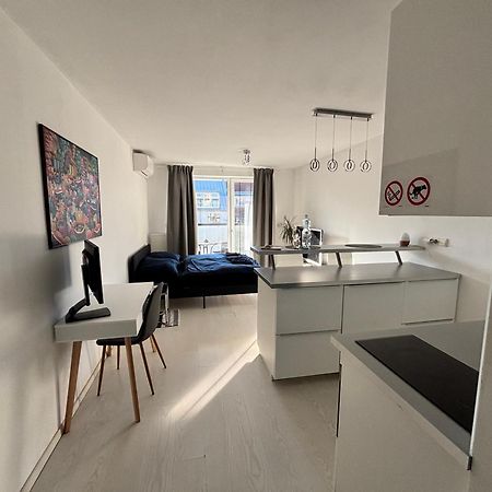 New Studio, Central Location! Bratislava Eksteriør bilde