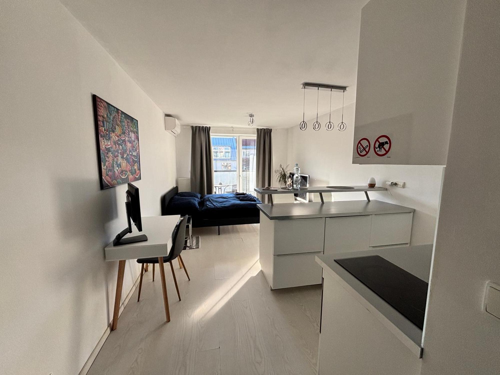 New Studio, Central Location! Bratislava Eksteriør bilde